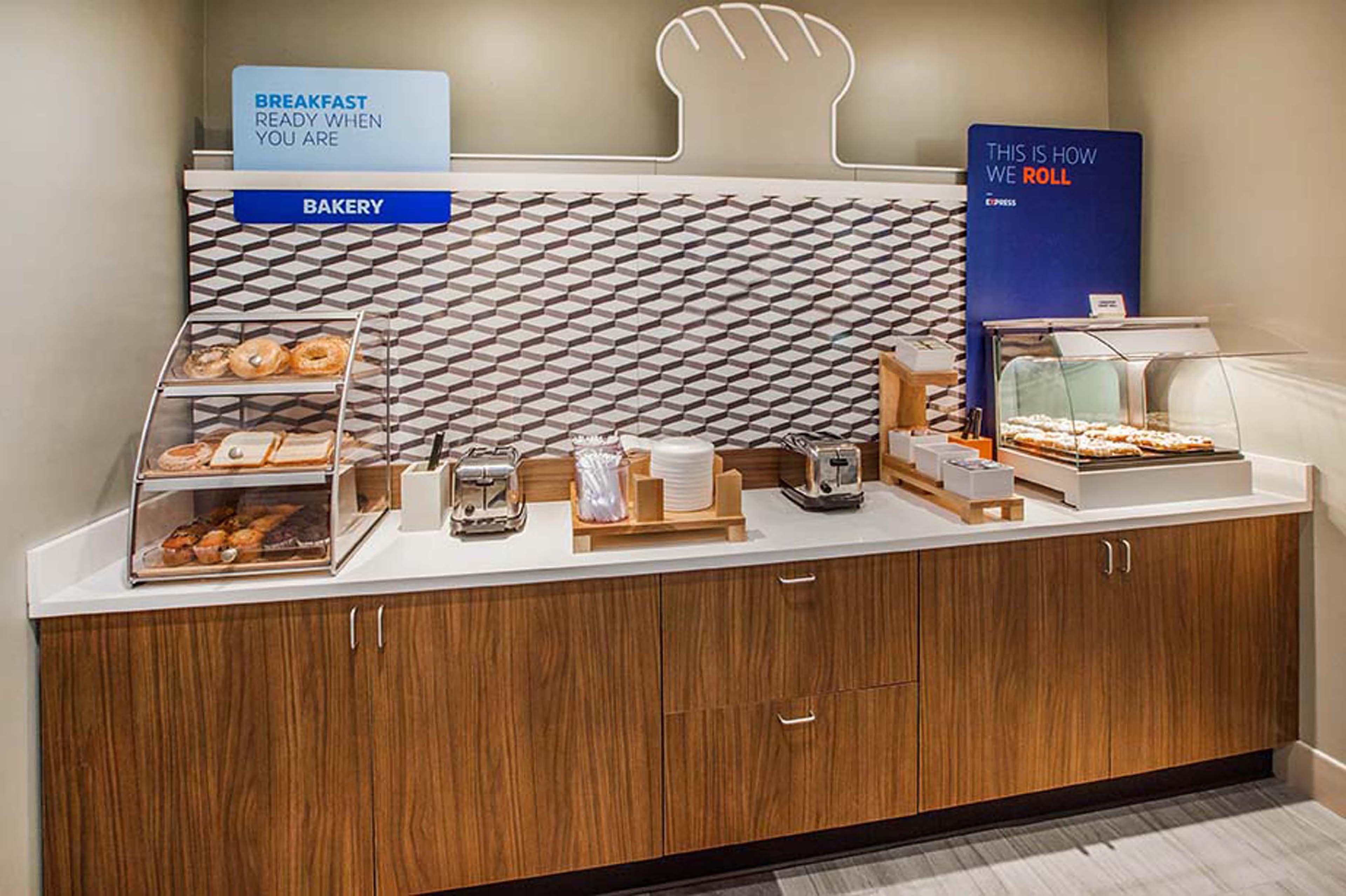 Holiday Inn Express Hotel & Suites Austell Powder Springs By Ihg Buitenkant foto
